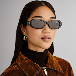 Hey Ya! + | Black Smoke Mono