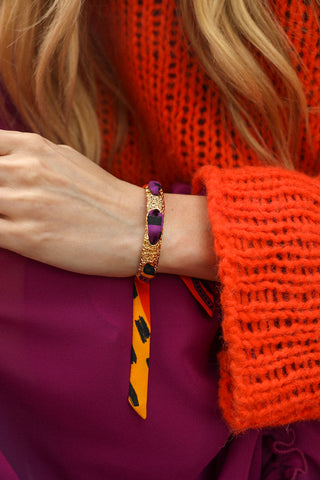 Queen Cuff And Chapanoir Ribbon