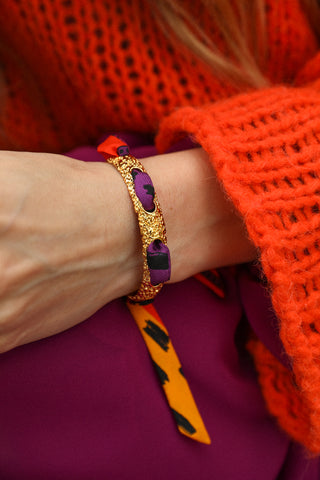Queen Cuff And Chapanoir Ribbon