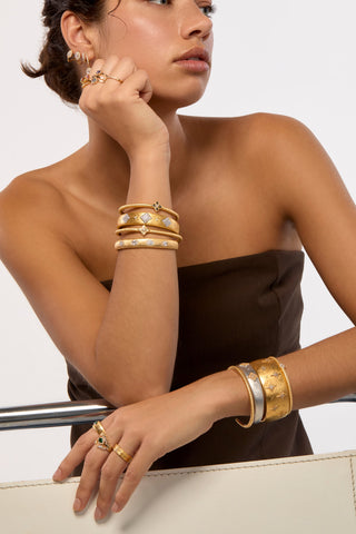Bracelet - Black Lotus Cuff