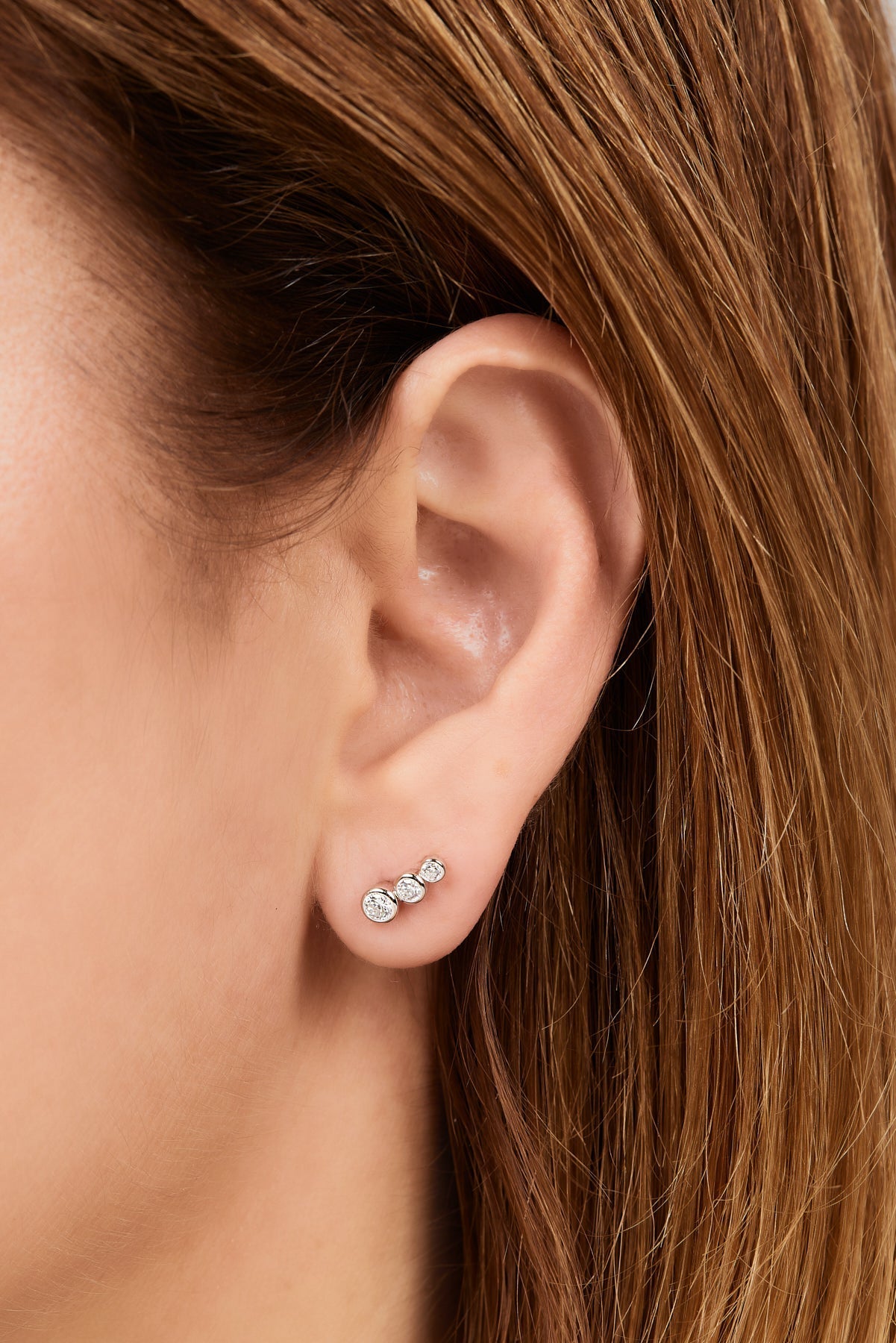 Single earring Lola mini croissant sterling silver stud earring