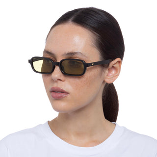 PILFERER | BLACK OLIVE MONO