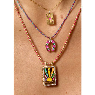 NECKLACE - FUCHSIA MINI HORSESHOE Or
