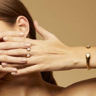 Saint Germain ring gold - White Mother-of-pearl